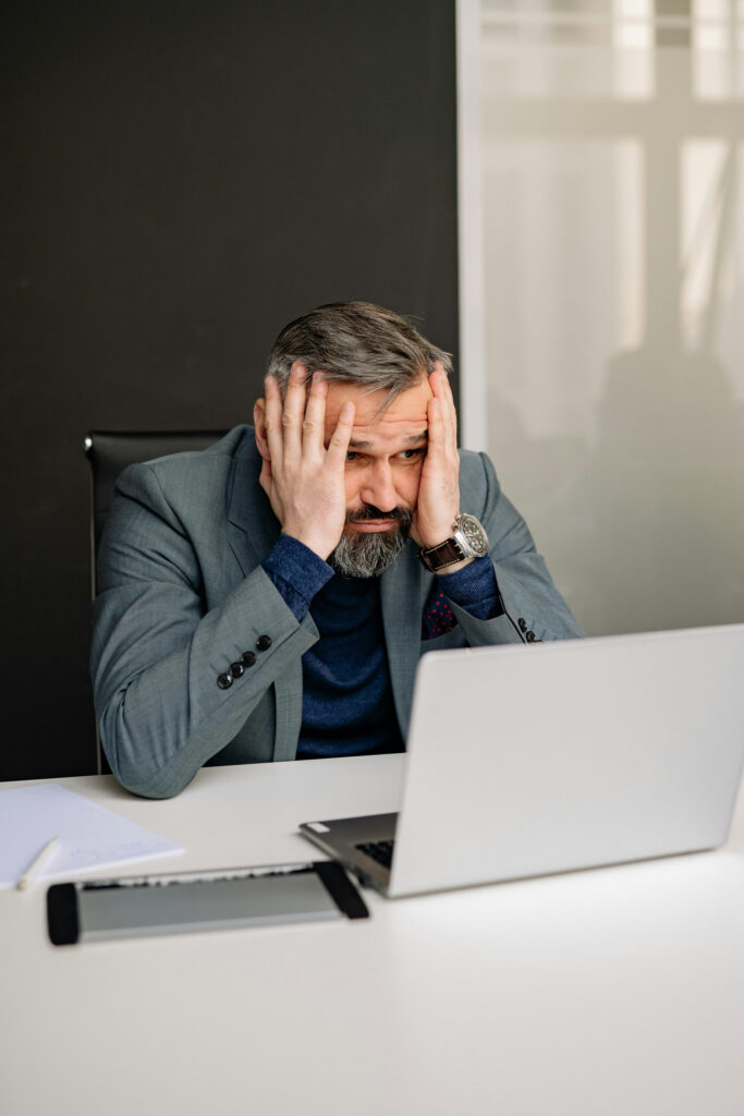 Problemas en el trabajo. Sobrecarga y errores