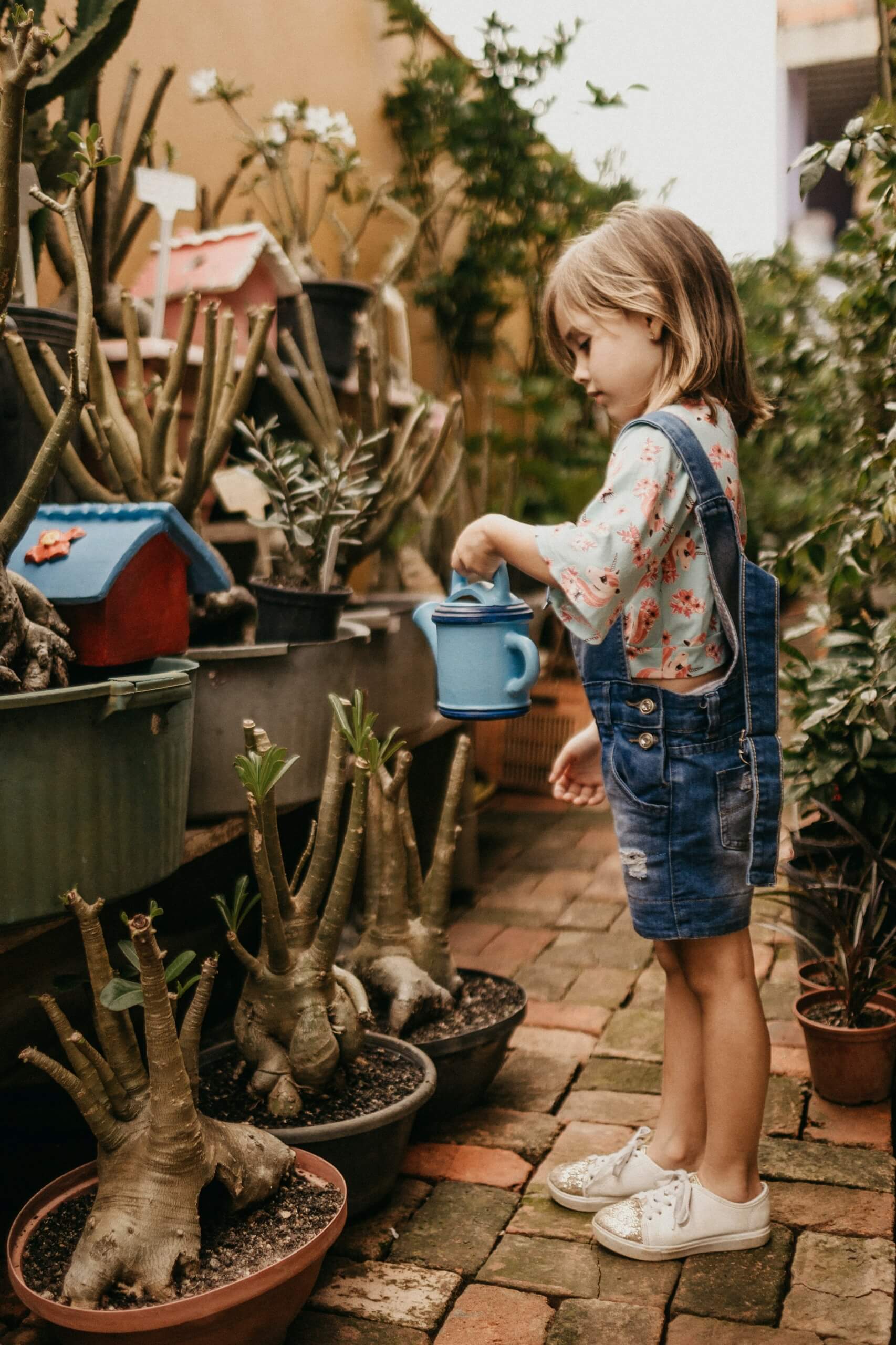 Educación de un hijo o hija único/a - jonathan-borba-JzCC_b280fM-unsplash