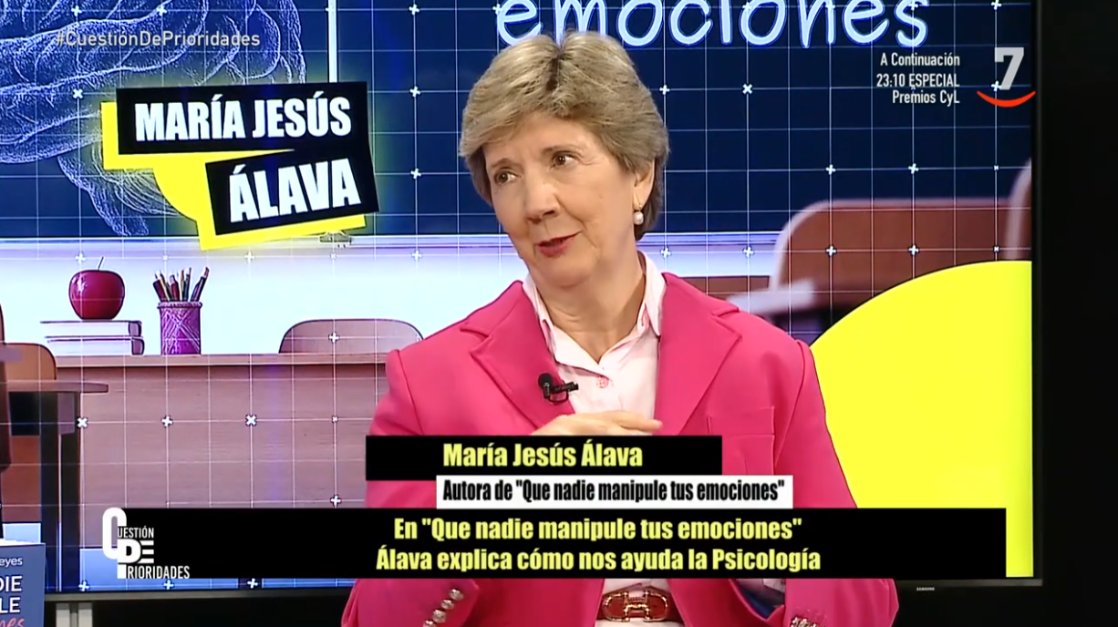 María Jesús Álava Reyes - La política usa técnicas de Psicología para manipular. Entrenan a los políticos