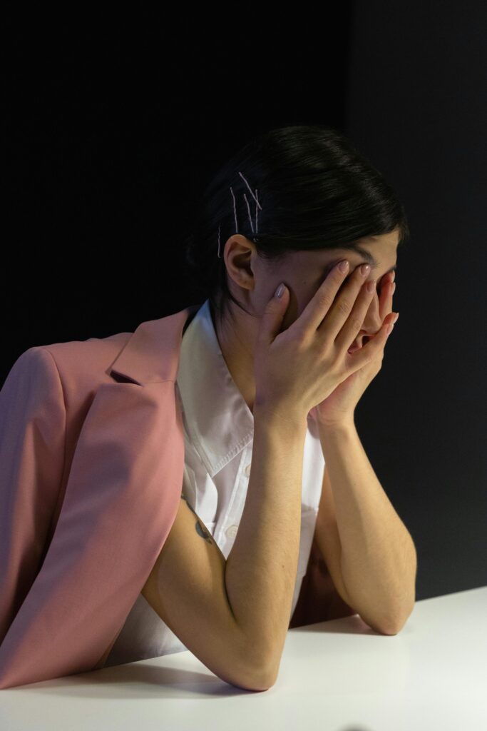 Hemos Normalizado el Cansancio: Cuando Descansar se Convierte en un Acto de Salud Mental