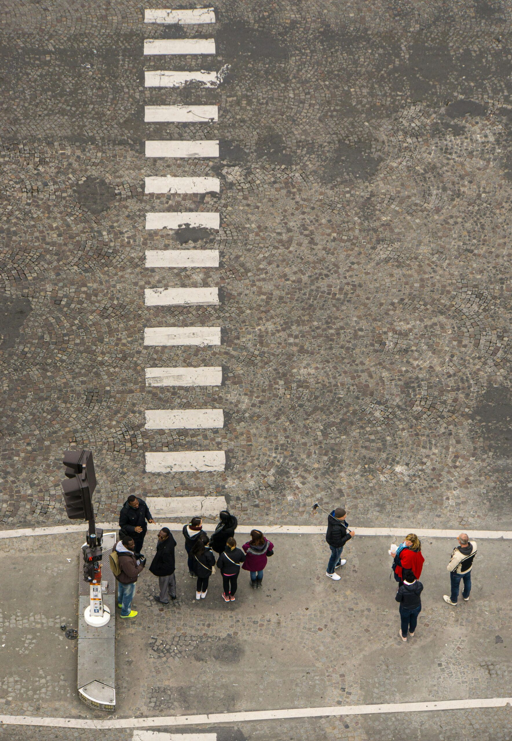 Salud Mental y Realidad Juvenil: Claves Psicológicas Para Navegar un Mundo Más Difícil